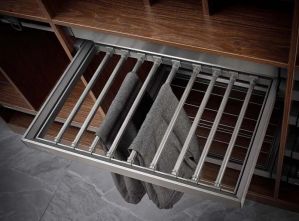 Фото: Вешалка для брюк 900-950, антрацит R25868.