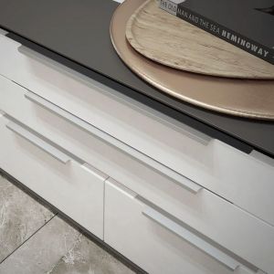 Мебельная Ручка торцевая 796 хром глянец RT-001-16-796 - Фото.