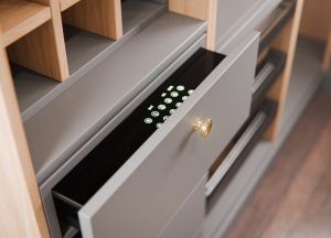 Выдвижной сейф 600 с сенсорной панелью WB-675-600 - Фото.