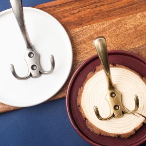 Изображение. Крючок мебельный 2х-рожковый, золото KR-0050-OT.