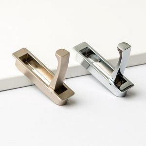 Фото. Крючок мебельный однорожковый хром глянец KR-0370.