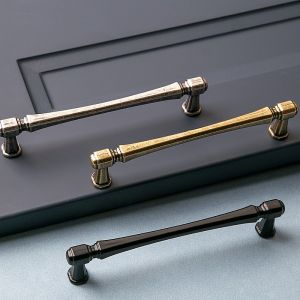 Фотография 1: Мебельная ручка скоба 160 мм старинное серебро S-3970-160 OS.